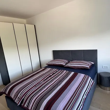 Apartment Luksuzni Stan Novogradnja!!